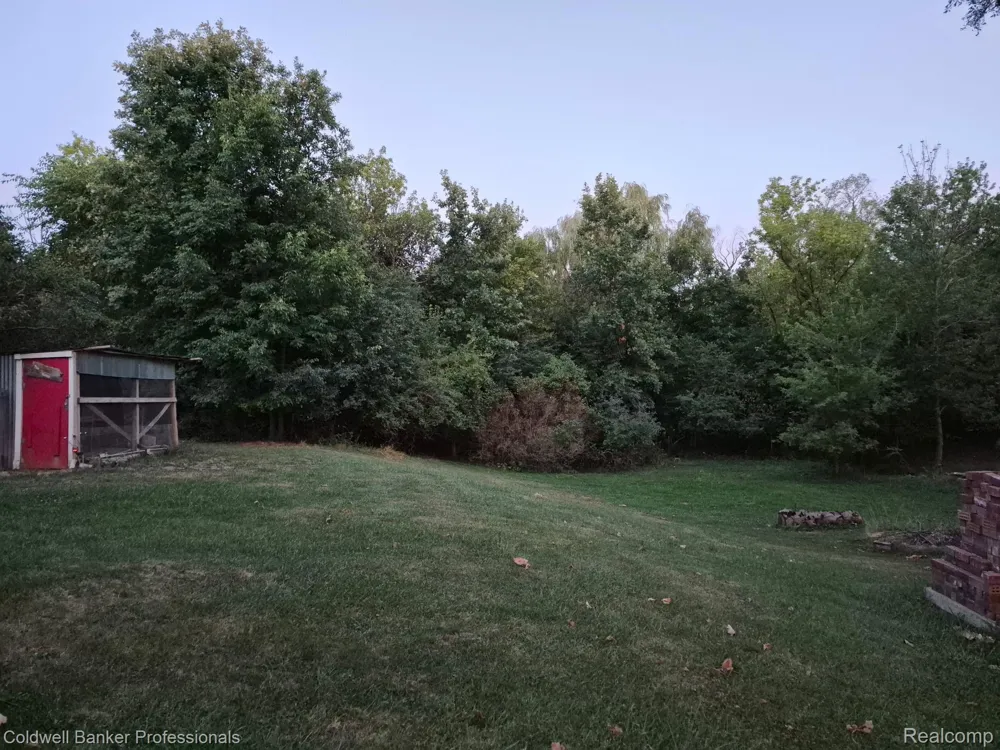3384 Swartz Street Flint Charter Township, MI 48507