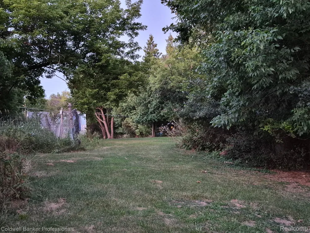 3384 Swartz Street Flint Charter Township, MI 48507