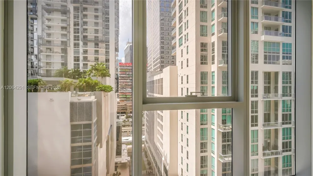 300 Biscayne Boulevard Way #1106E Miami, FL 33131