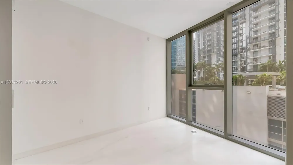 300 Biscayne Boulevard Way #1106E Miami, FL 33131