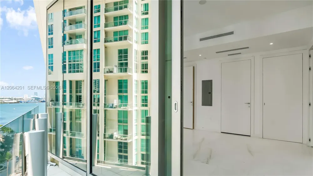 300 Biscayne Boulevard Way #1106E Miami, FL 33131