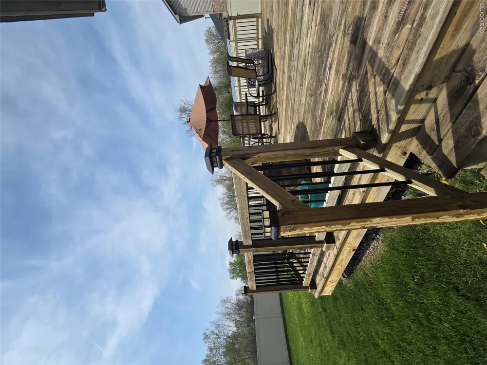 26940 Cedar Run Court Woodhaven City, MI 48183
