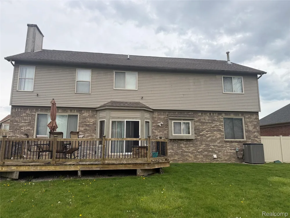 26940 Cedar Run Court Woodhaven City, MI 48183