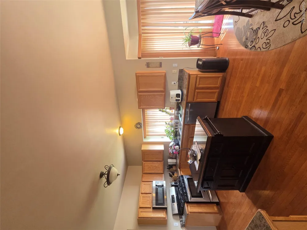 26940 Cedar Run Court Woodhaven City, MI 48183
