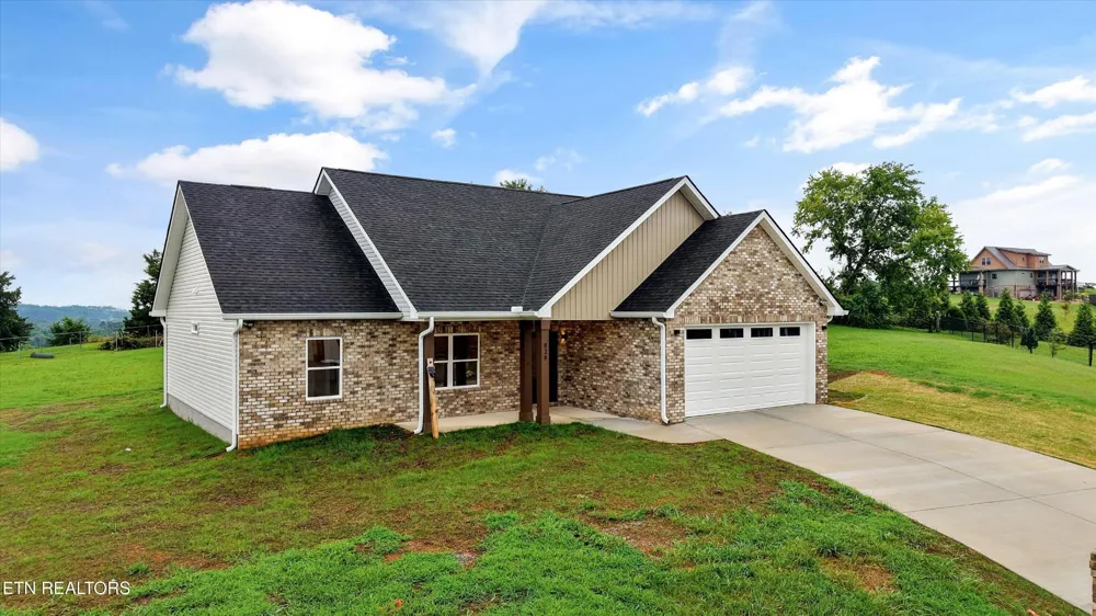 829 Wehali Tr Kodak, TN 37764