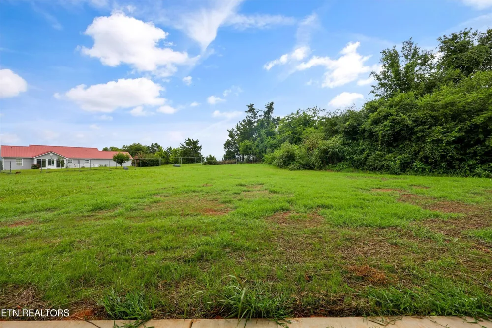 829 Wehali Tr Kodak, TN 37764
