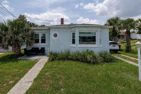 532 HILLSIDE AVENUE