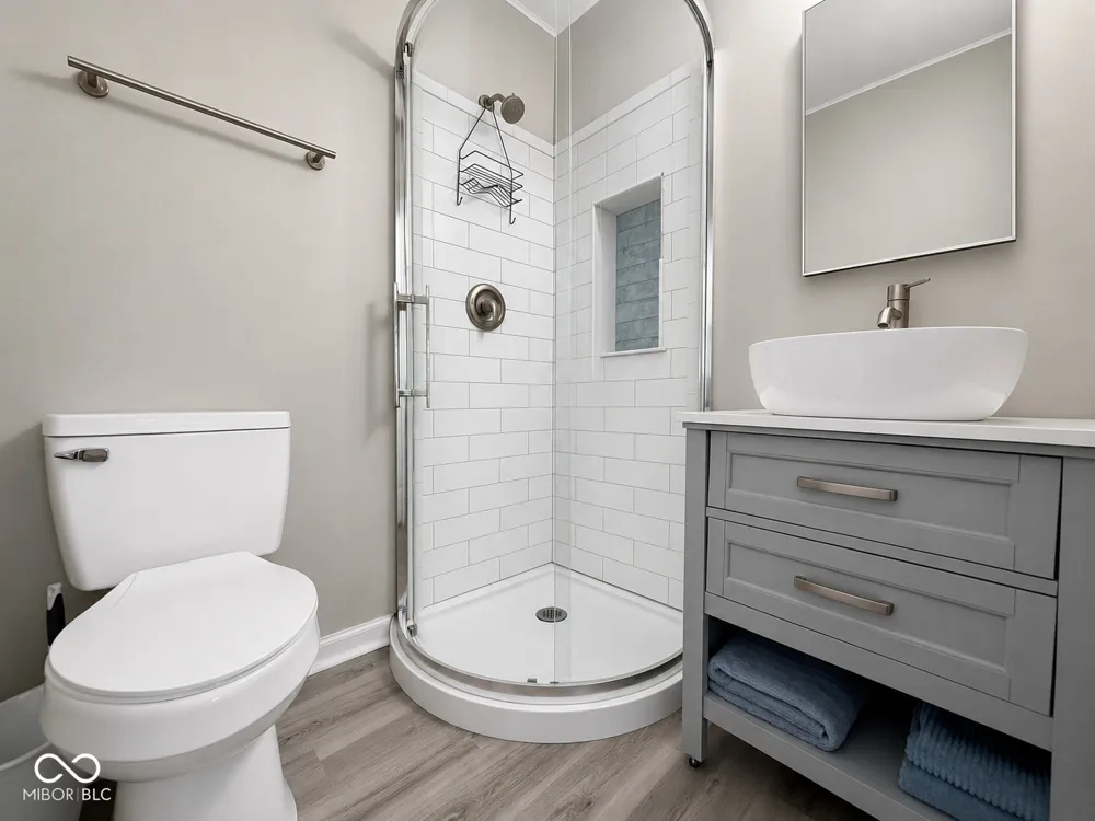 9021 S Pointe Ridge Lane S #11 Bloomington, IN 47401
