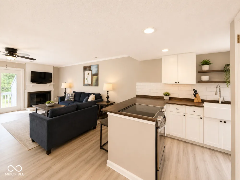 9021 S Pointe Ridge Lane S #11 Bloomington, IN 47401
