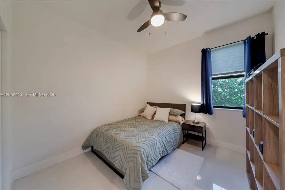 10425 NW 82nd St #4 Doral, FL 33178