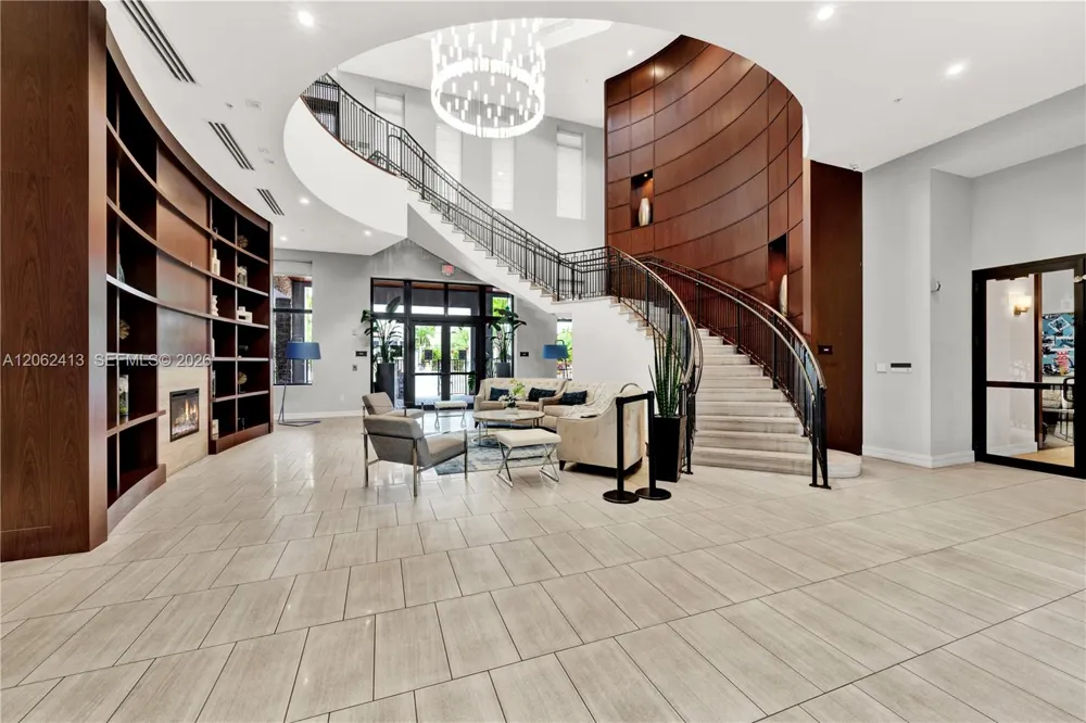10425 NW 82nd St #4 Doral, FL 33178