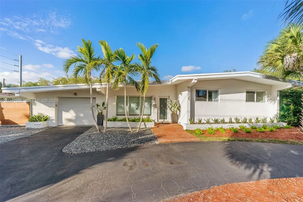 8125 SW 136th Pinecrest, FL 33156