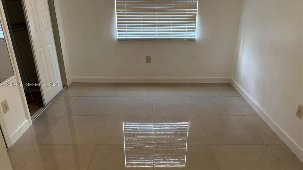 1542 SW 138th Ct Miami, FL 33184