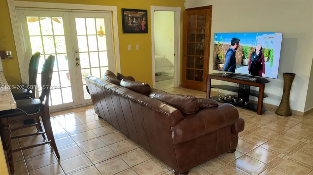 1542 SW 138th Ct Miami, FL 33184