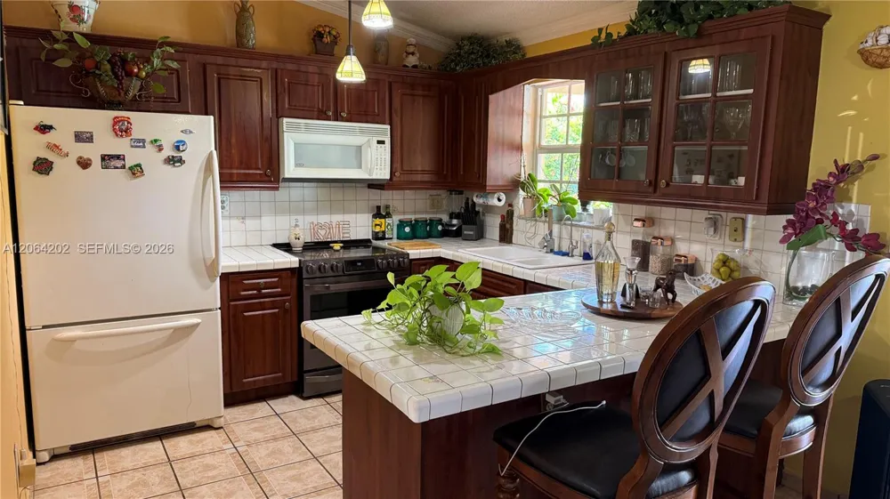 1542 SW 138th Ct Miami, FL 33184