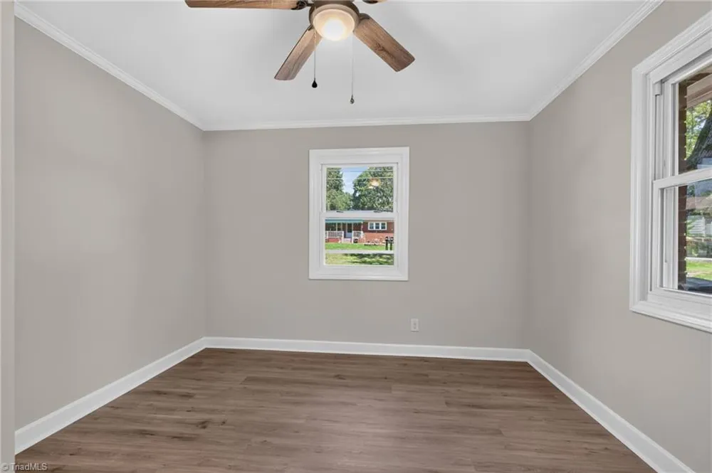128 Englewood Drive Archdale, NC 27263
