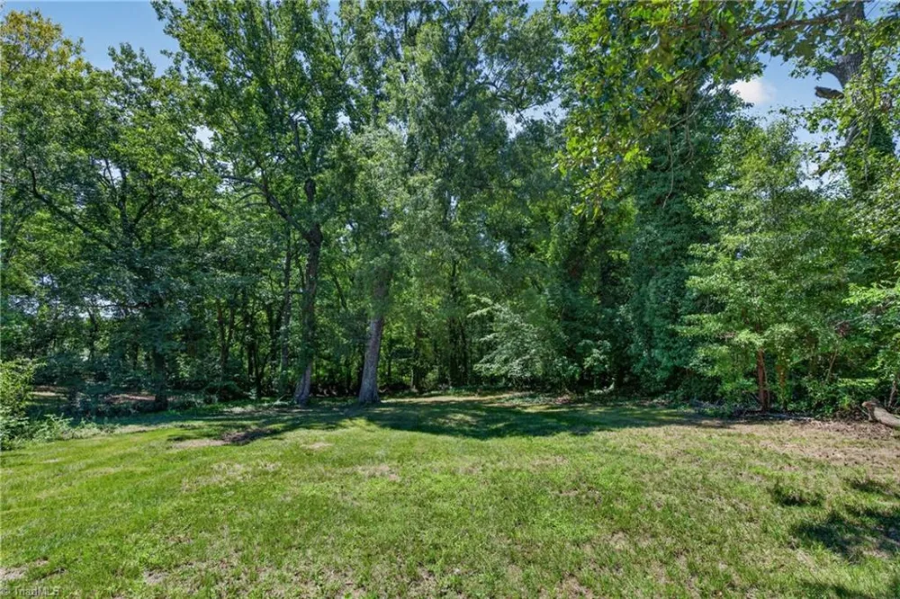128 Englewood Drive Archdale, NC 27263