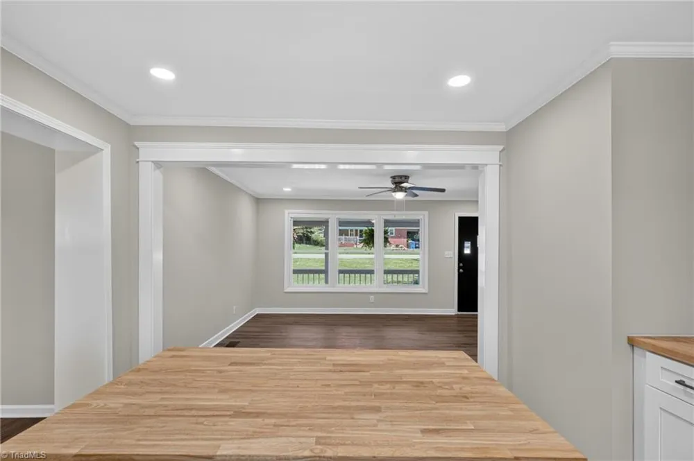 128 Englewood Drive Archdale, NC 27263