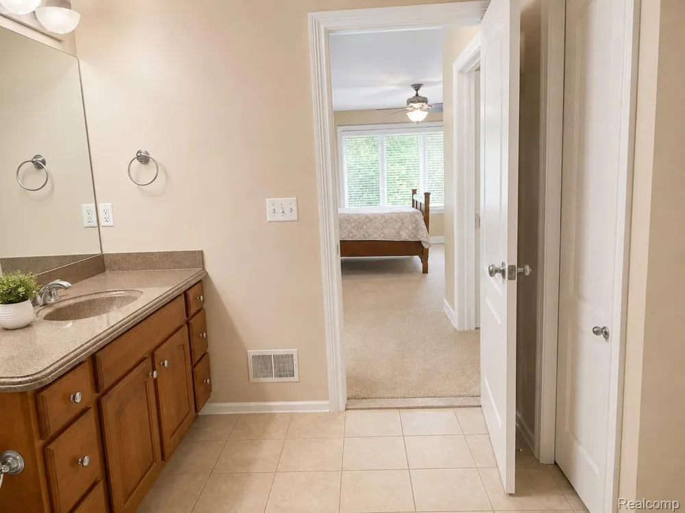 68809 Cornerstone Drive Washington Township, MI 48095