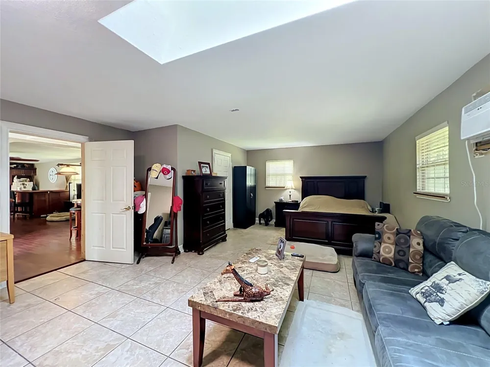 670 E STATE ROAD 46 Geneva, FL 32732