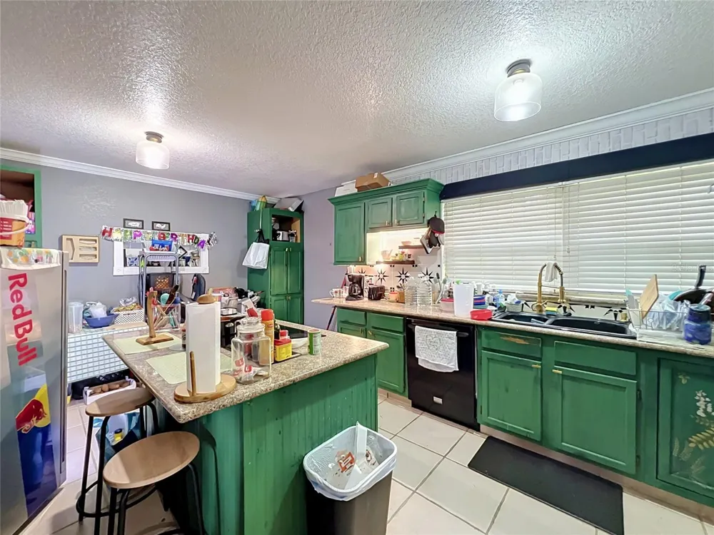 670 E STATE ROAD 46 Geneva, FL 32732