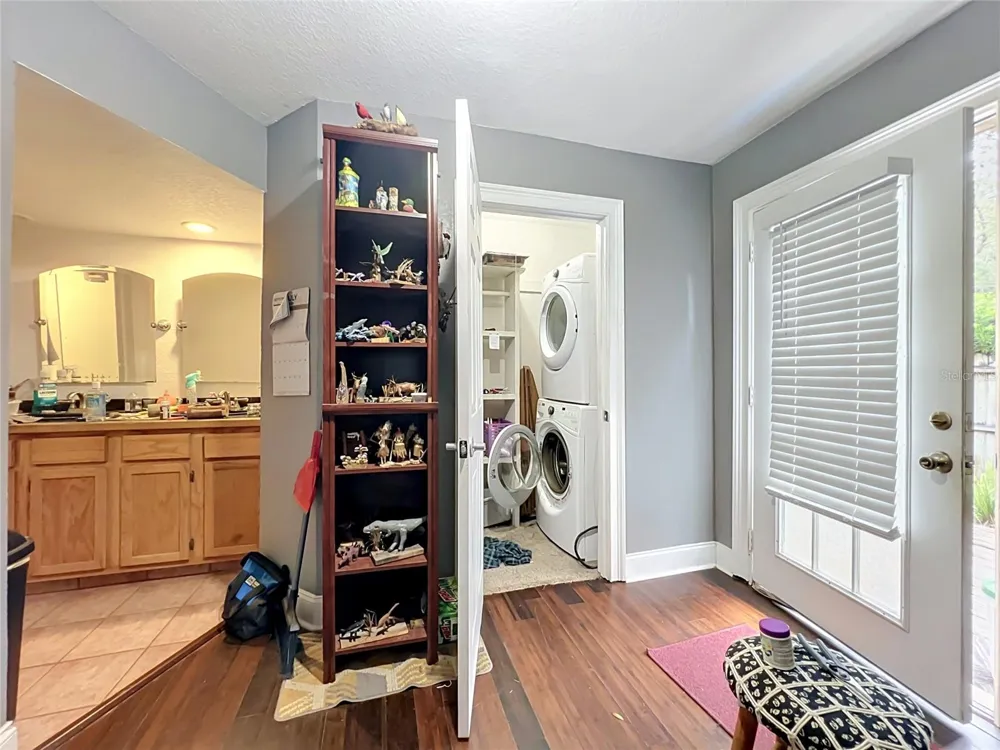 670 E STATE ROAD 46 Geneva, FL 32732