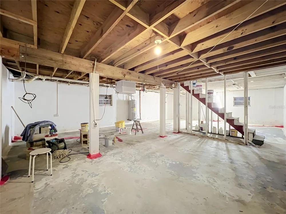 670 E STATE ROAD 46 Geneva, FL 32732
