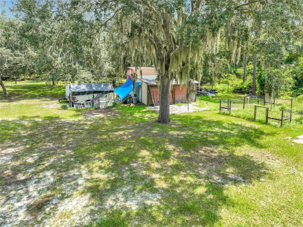 670 E STATE ROAD 46 Geneva, FL 32732