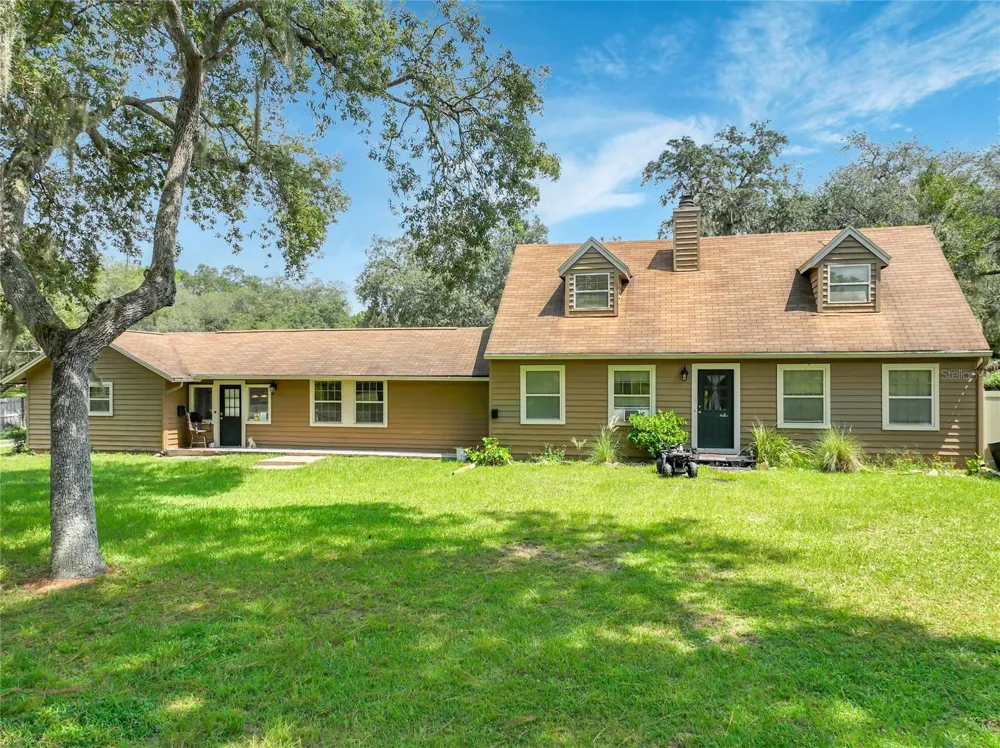 670 E STATE ROAD 46 Geneva, FL 32732