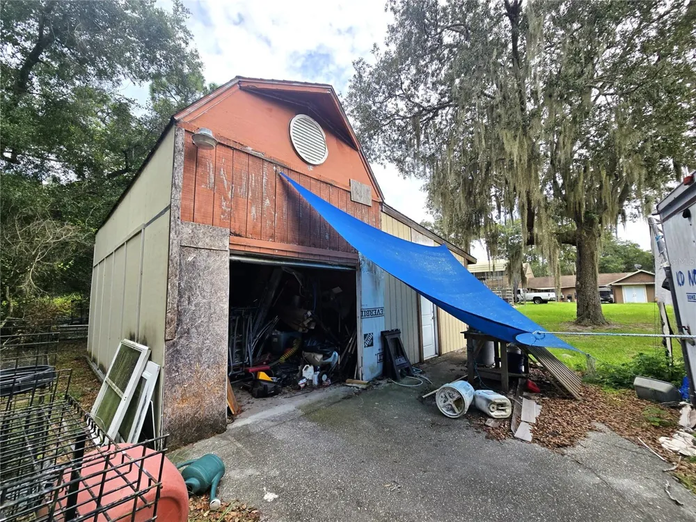 670 E STATE ROAD 46 Geneva, FL 32732