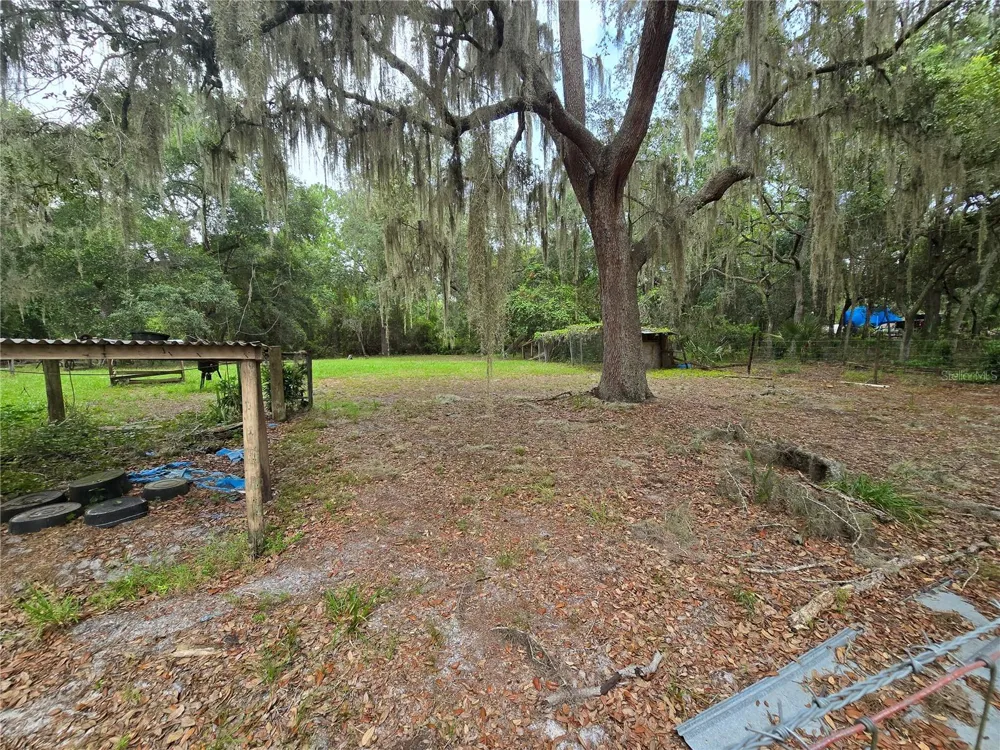 670 E STATE ROAD 46 Geneva, FL 32732