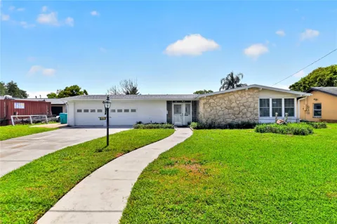 2604 REEF COURT