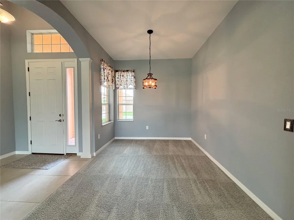 1124 SAWGRASS DRIVE Winter Haven, FL 33884