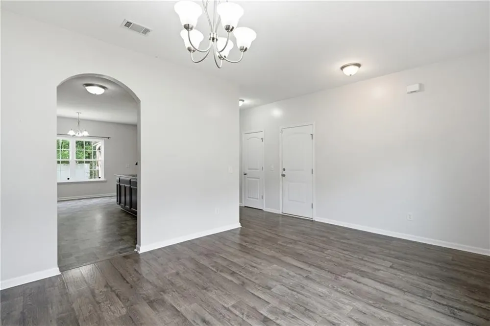 1277 Peacock Trail Hinesville, GA 31313