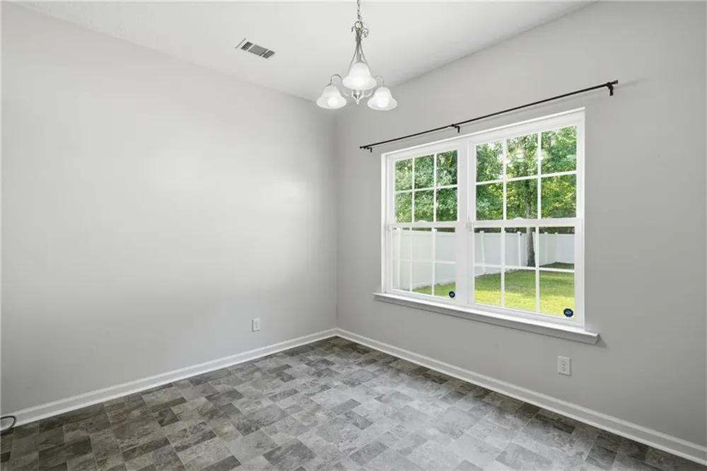 1277 Peacock Trail Hinesville, GA 31313