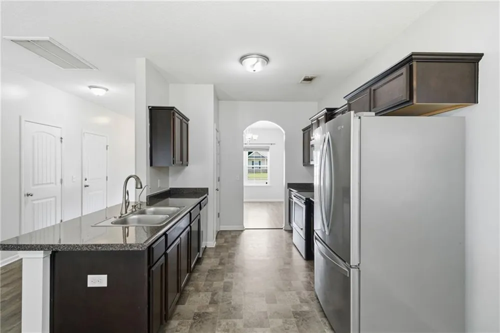1277 Peacock Trail Hinesville, GA 31313