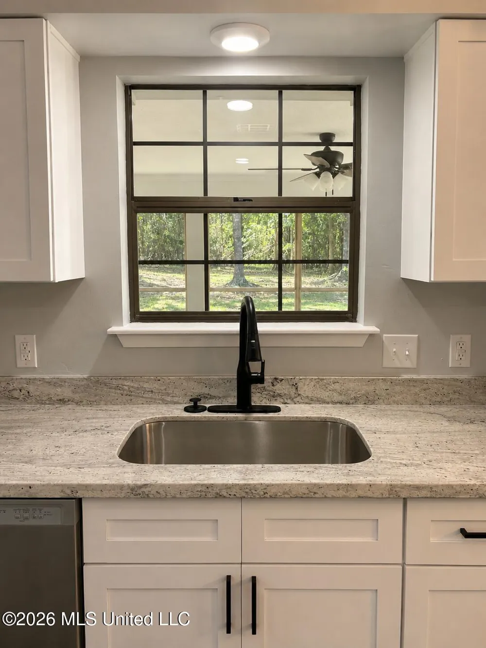 5615 Ahekolo Circle Diamondhead, MS 39525