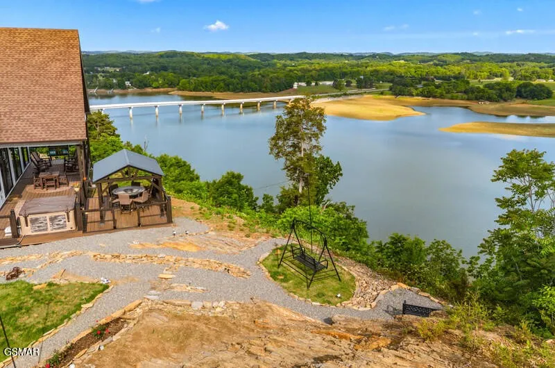313 River Bluff Way Newport, TN 37821