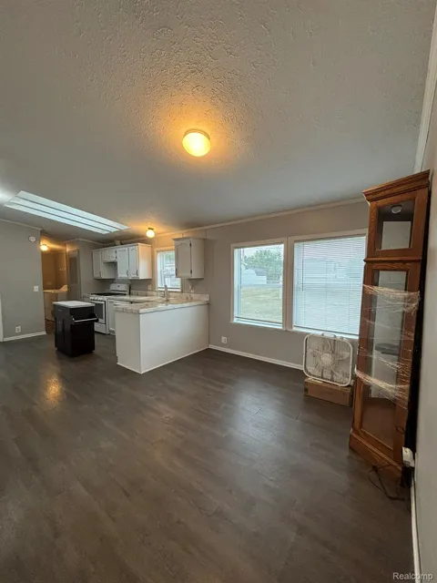 4175 Greenbriar Boulevard