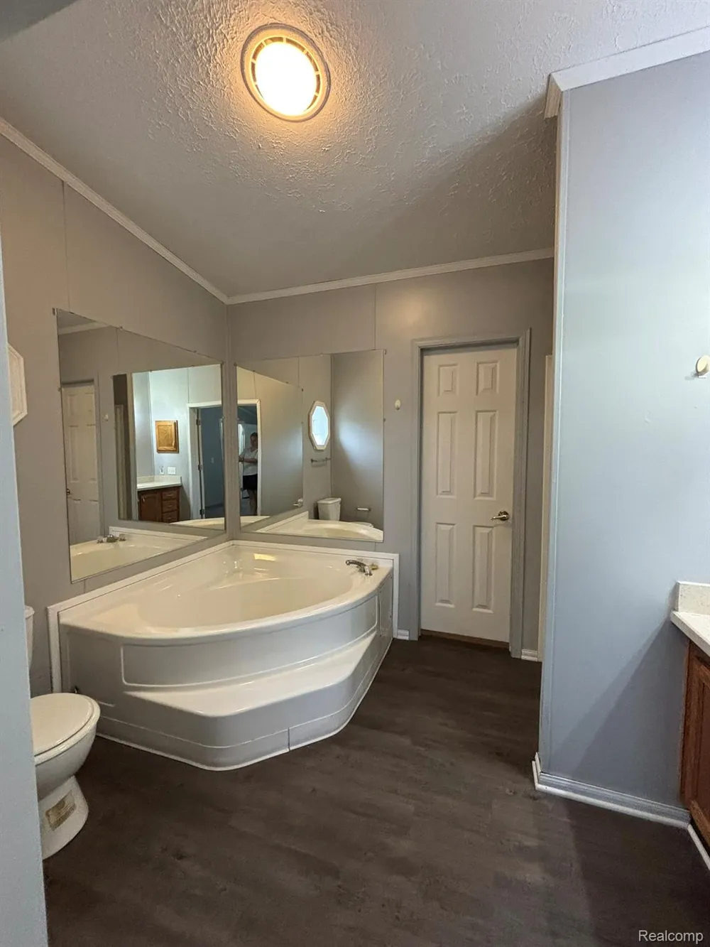 4175 Greenbriar Boulevard Burton City, MI 48529