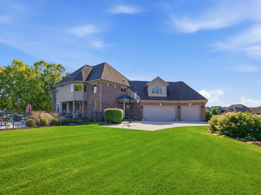69968 Sunset Lane Bruce Township, MI 48065