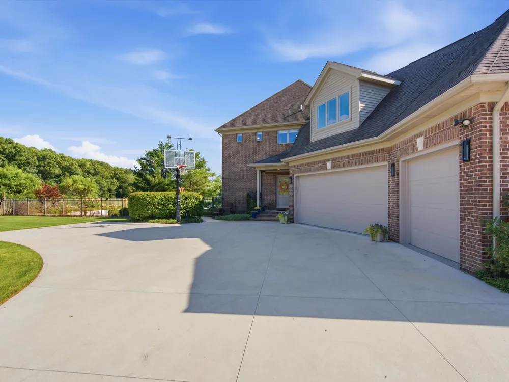 69968 Sunset Lane Bruce Township, MI 48065