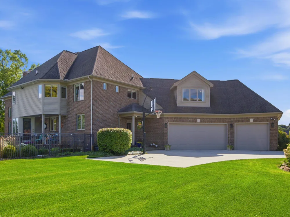 69968 Sunset Lane Bruce Township, MI 48065