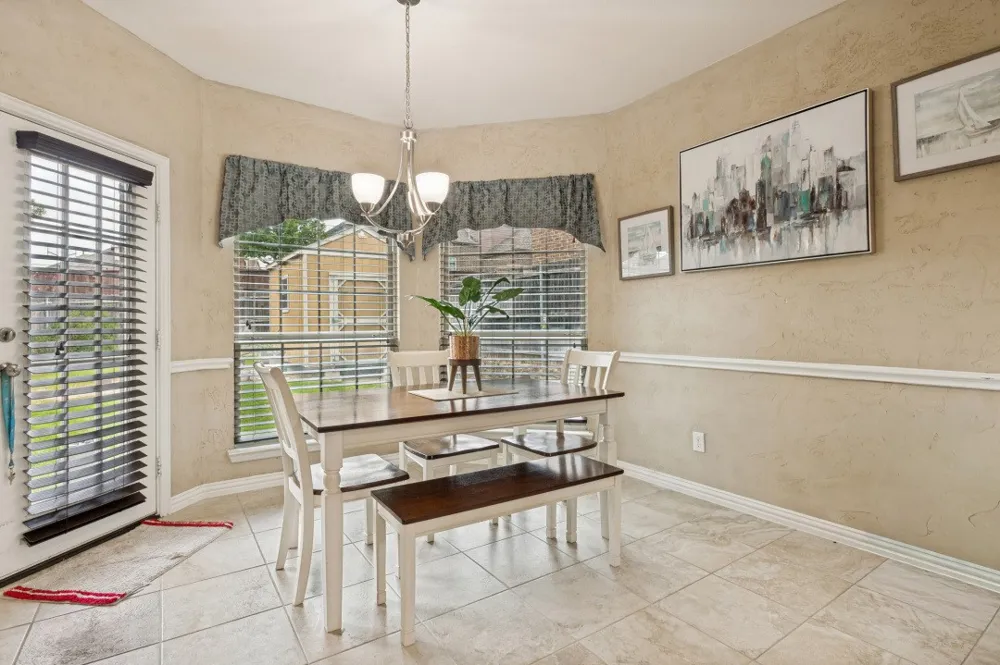 1708 River Run Drive DeSoto, TX 75115