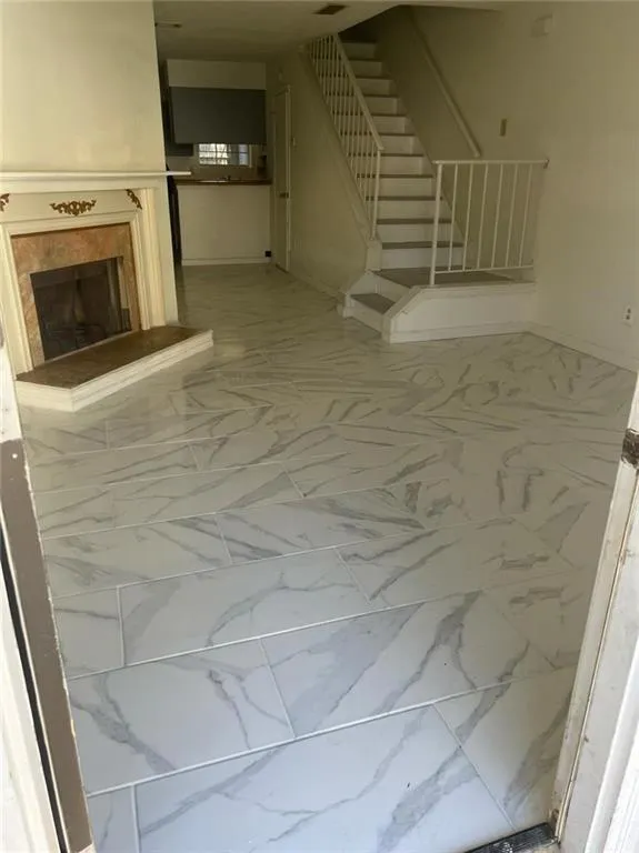 498 Prince Of Wales Stone Mountain, GA 30083