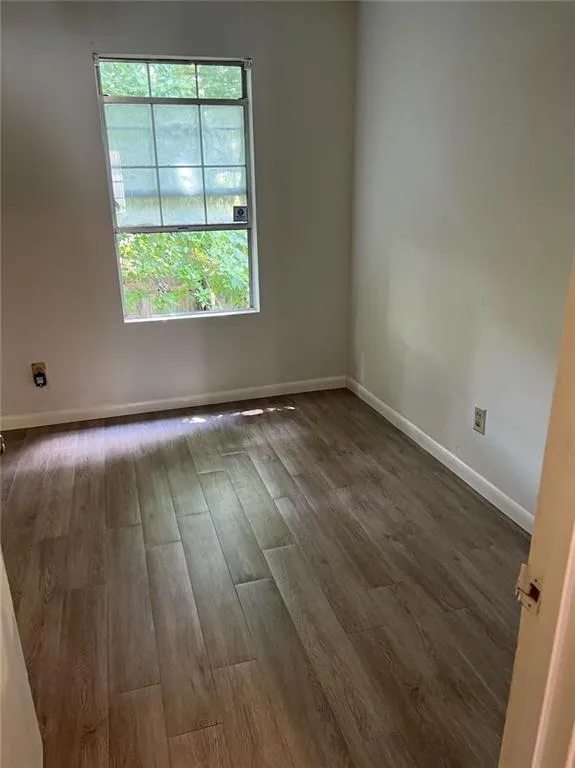 498 Prince Of Wales Stone Mountain, GA 30083
