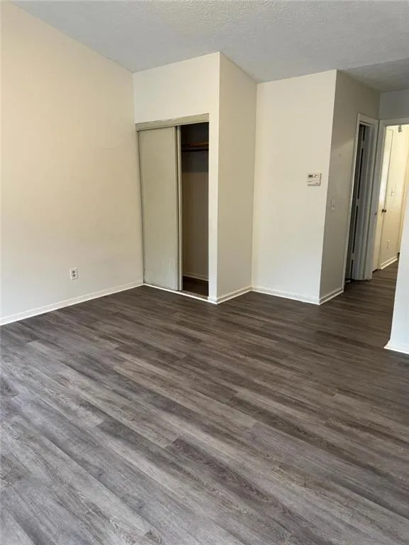 498 Prince Of Wales Stone Mountain, GA 30083