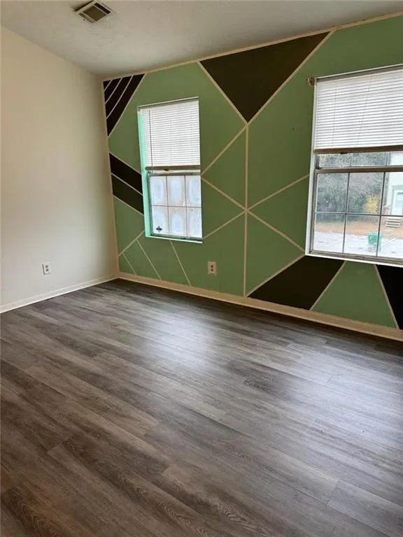 498 Prince Of Wales Stone Mountain, GA 30083