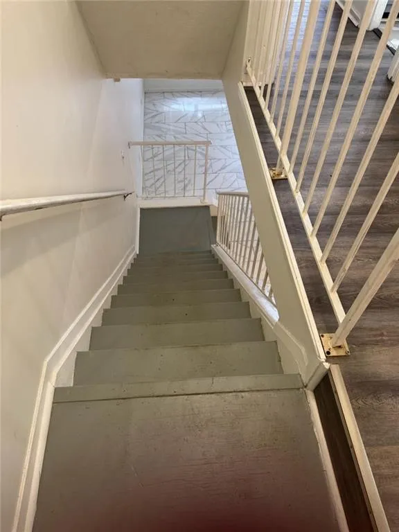 498 Prince Of Wales Stone Mountain, GA 30083