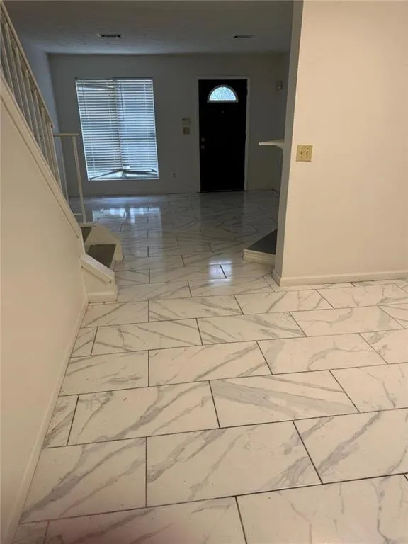 498 Prince Of Wales Stone Mountain, GA 30083